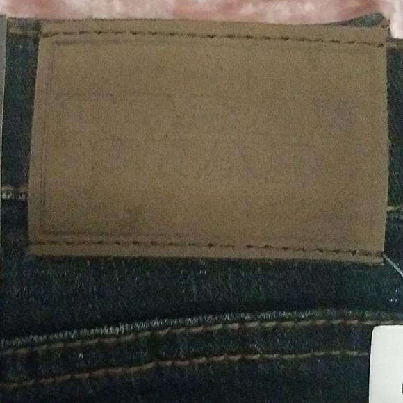 Jean's - Picture 2 of 4